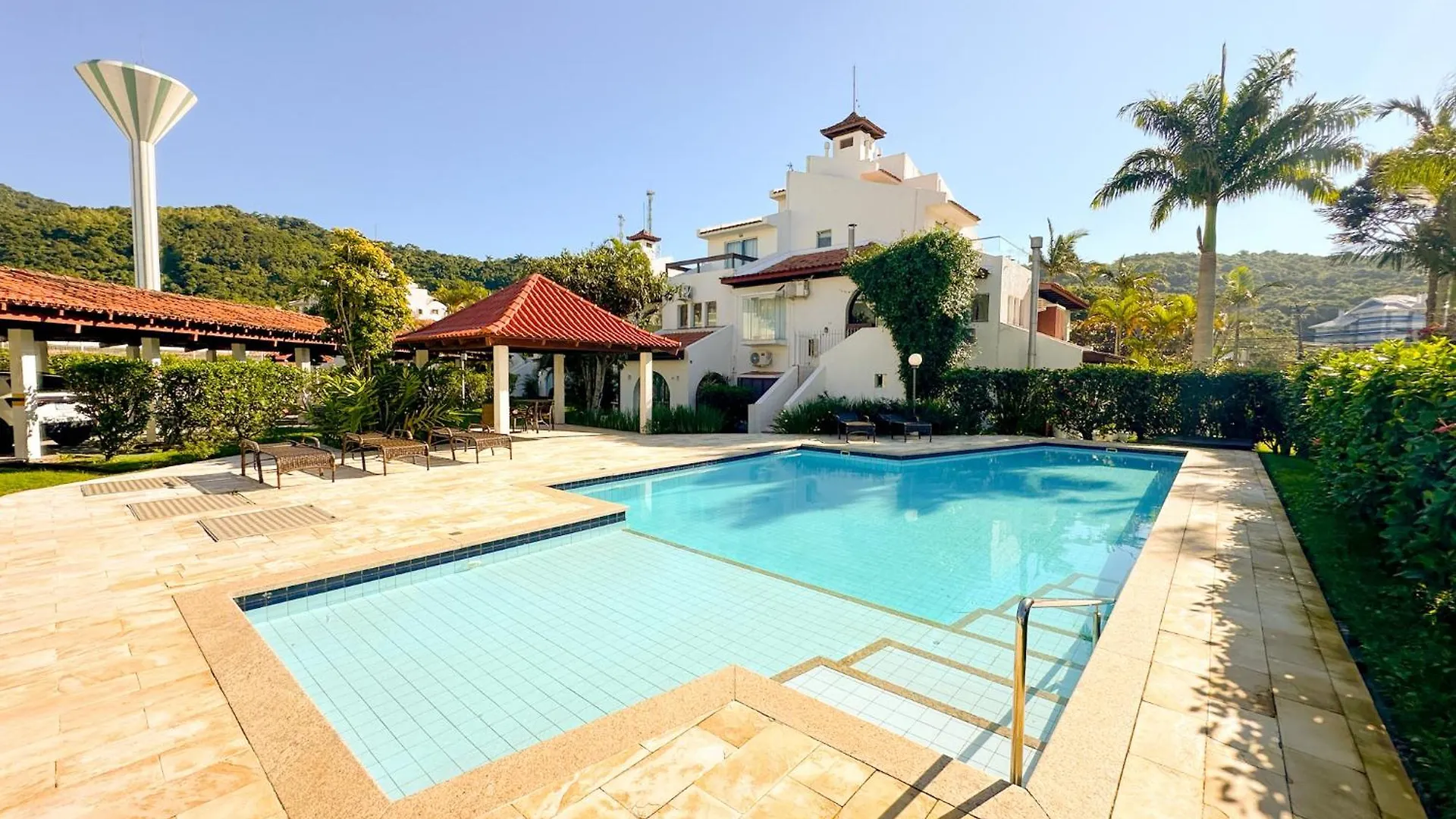 Apto Estilo Casa Em Condominio Na Beira Da Praia Florianópolis 0*,  Brezilya