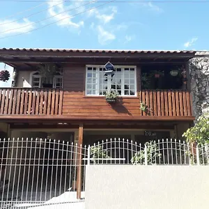 Apto. Casal Com Uma Criança Apartamento